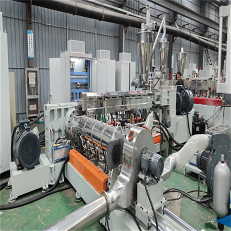 低烟无卤电缆料造粒机_无卤阻燃料造粒机